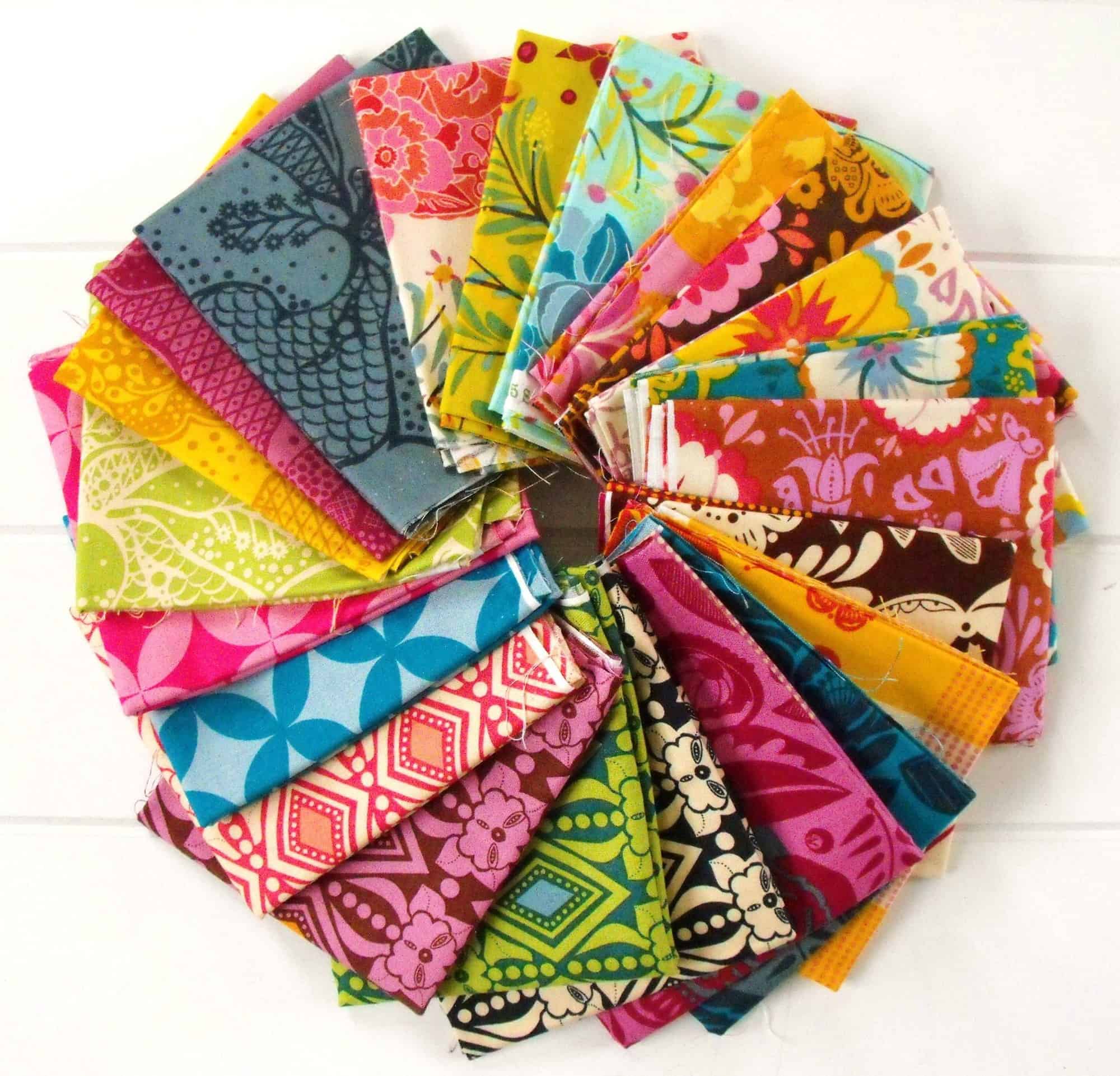 Bagi sebagian orang ada juga yang berminat pada busana jenis ini karena unik. Textiles | Washington Mind