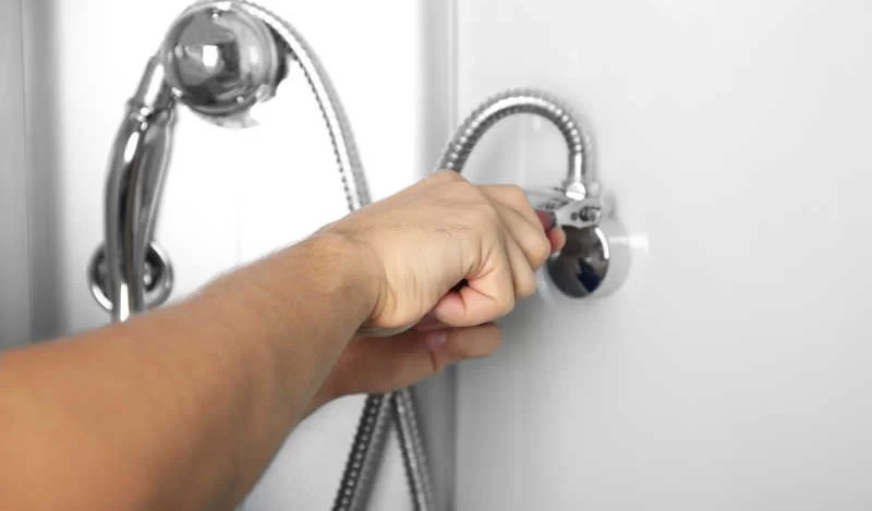 Shower leak plumber melbourne