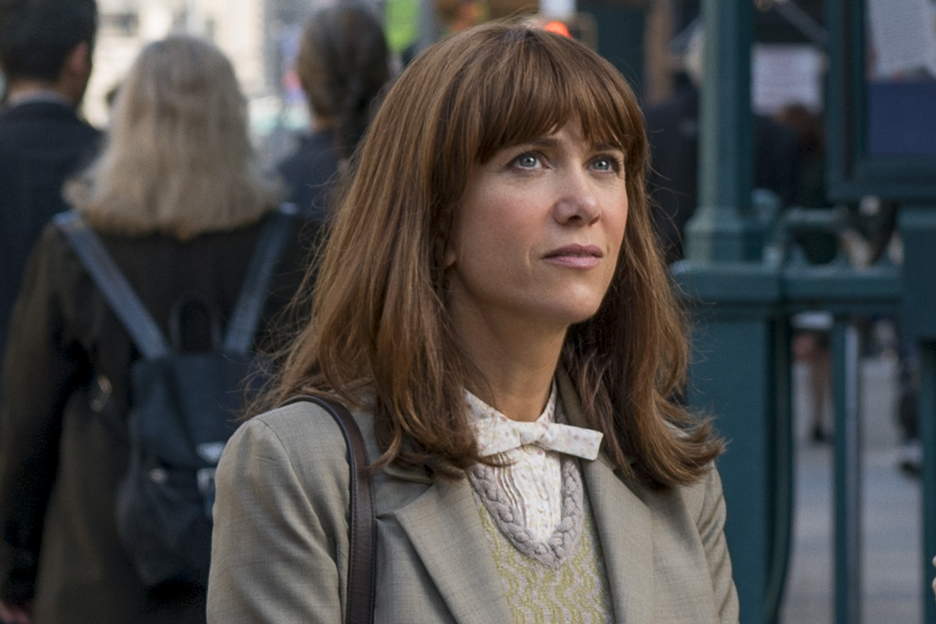 Erin (Kristen Wiig) in Columbia Pictures’ GHOSTBUSTERS.