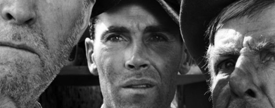 Henry Fonda (center) in John Ford's THE GRAPES OF WRATH (1940).