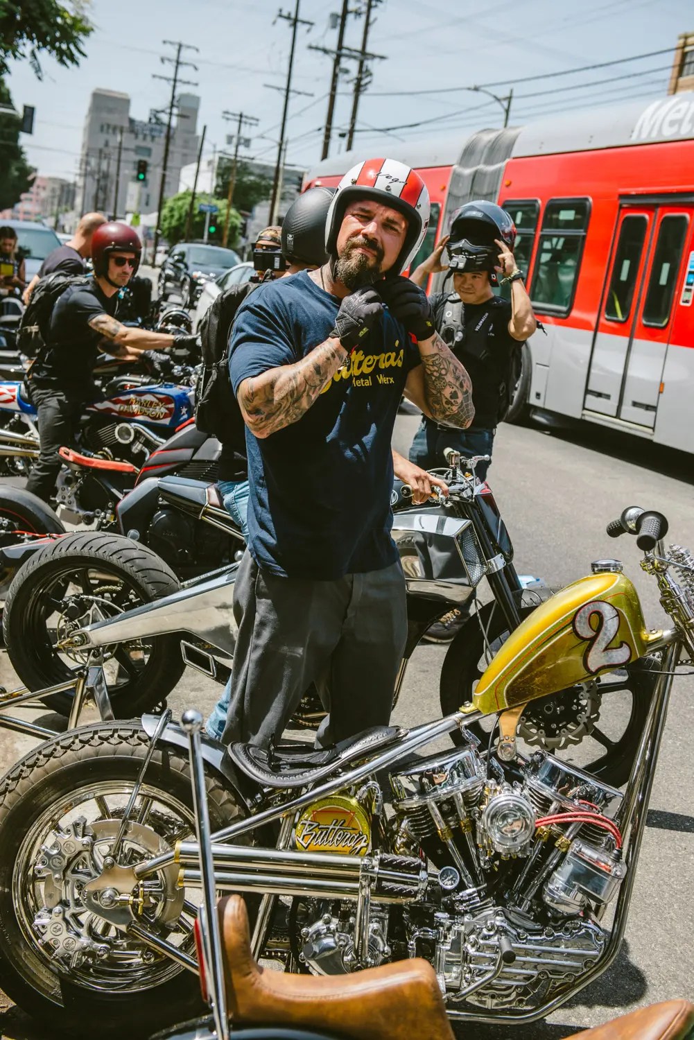 Bmw's got another lightning bolt usa custom motorcycle building