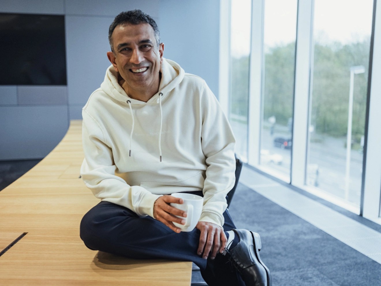 T-Mobile Names Srini Gopalan as New CEO, Succeeding Mike Sievert