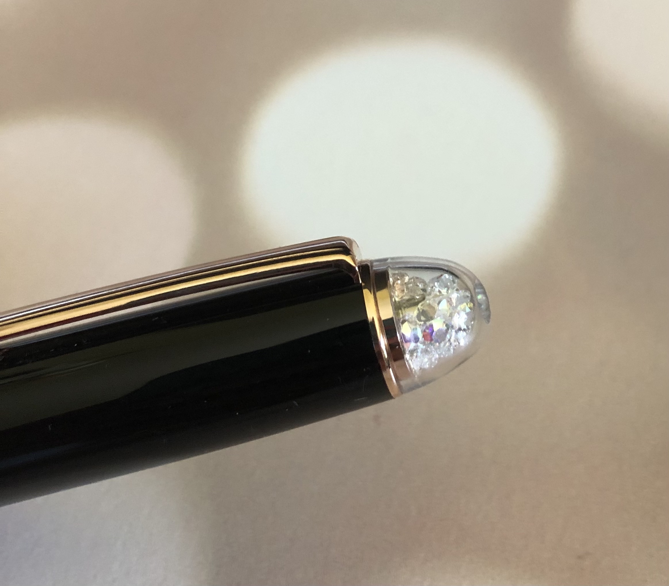 First Look: Platinum 3776 Shape of a Heart – The Well-Appointed Desk