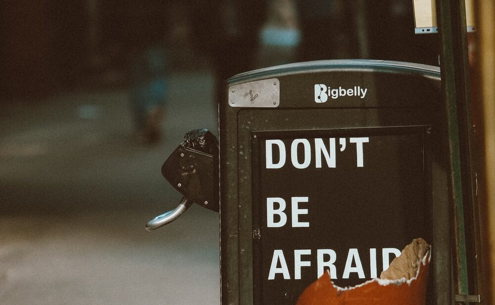 You are currently viewing How to face irrational fears & worst-case scenario thinking
