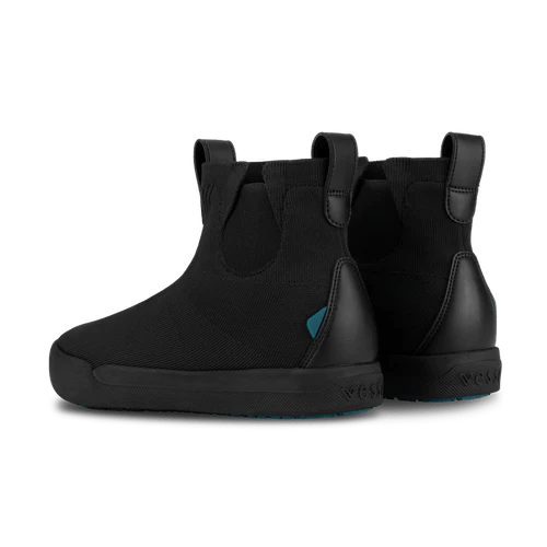 WeekendChelseaBoot-AllBlack-BackView-Transparent-WithShadow_500x