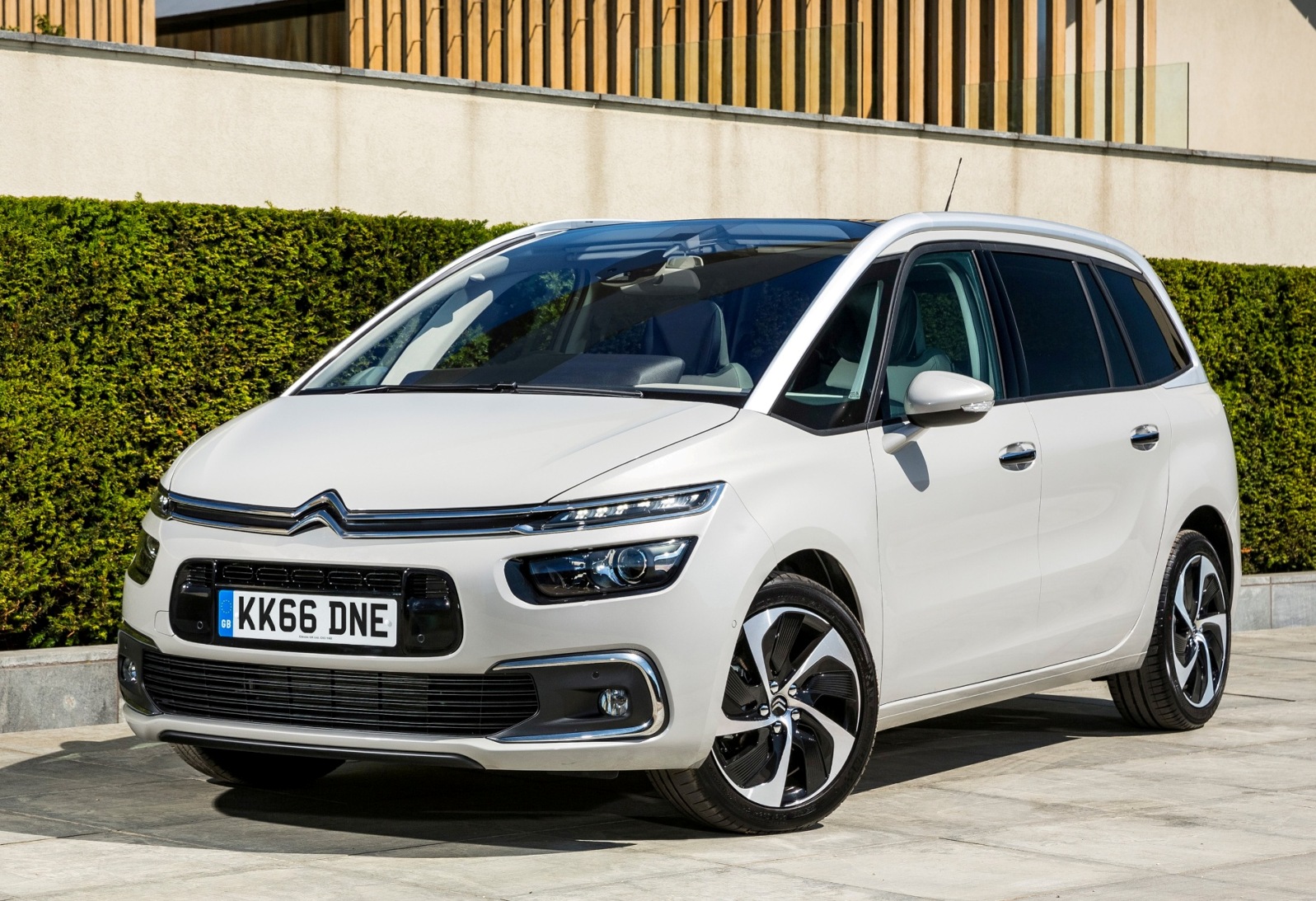 Citroën C4 Grand Picasso Road Test Wheels Alive Citroën C4 Grand Picasso Road Test Wheels Alive