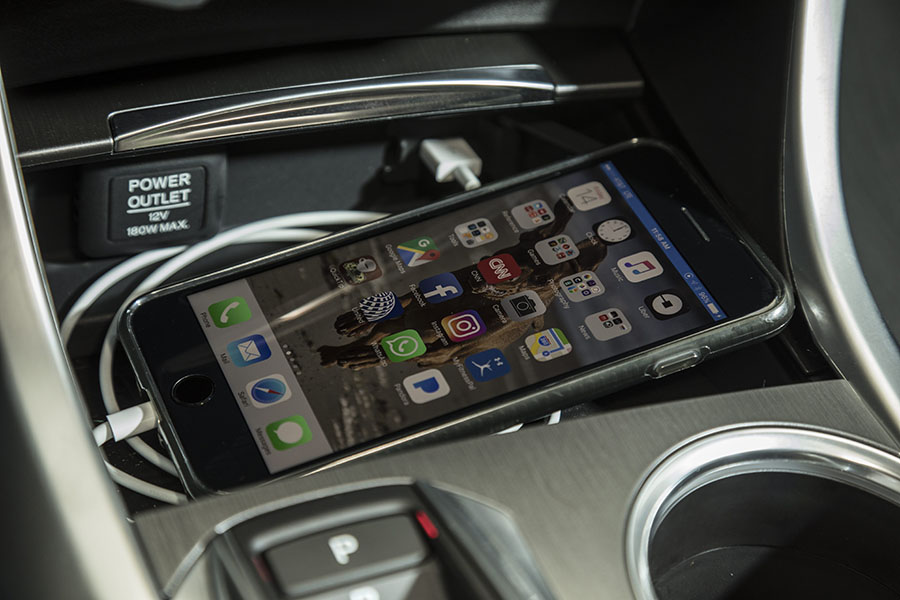 Apple carplay on acura tlx, how to connect