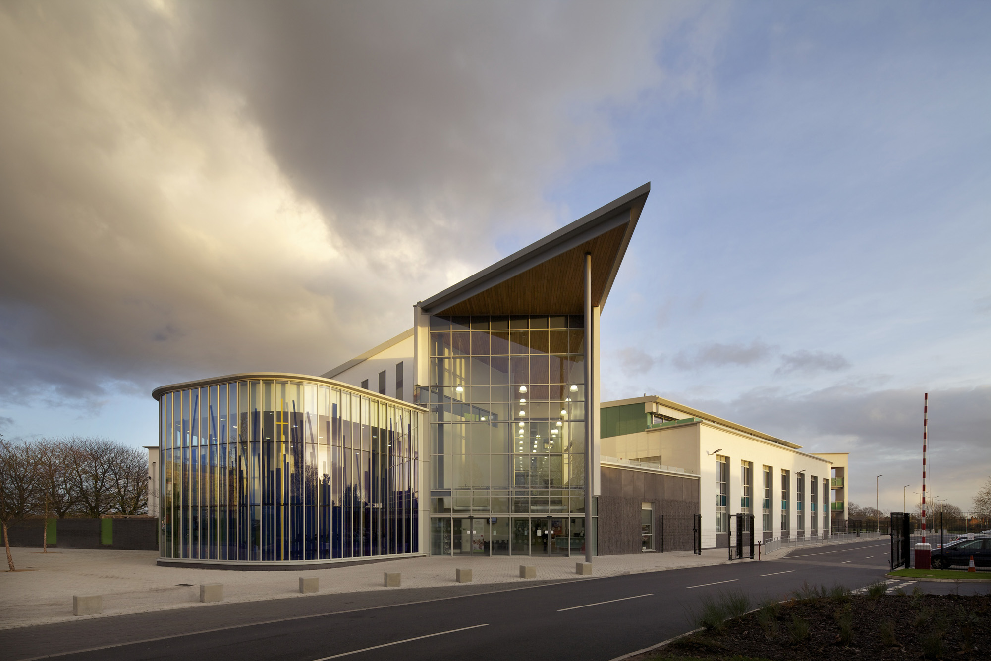 I can learn to stay calm and keep thinking when i . Hope Academy 1650 student secondary school and sixth form