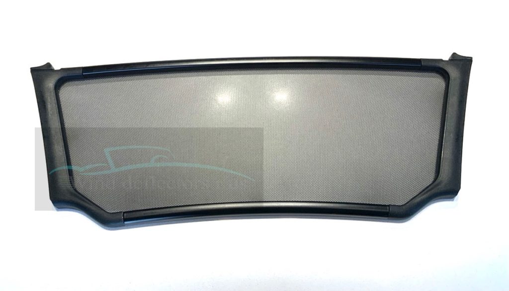 Bmw z4 (e85) convertible wind deflector