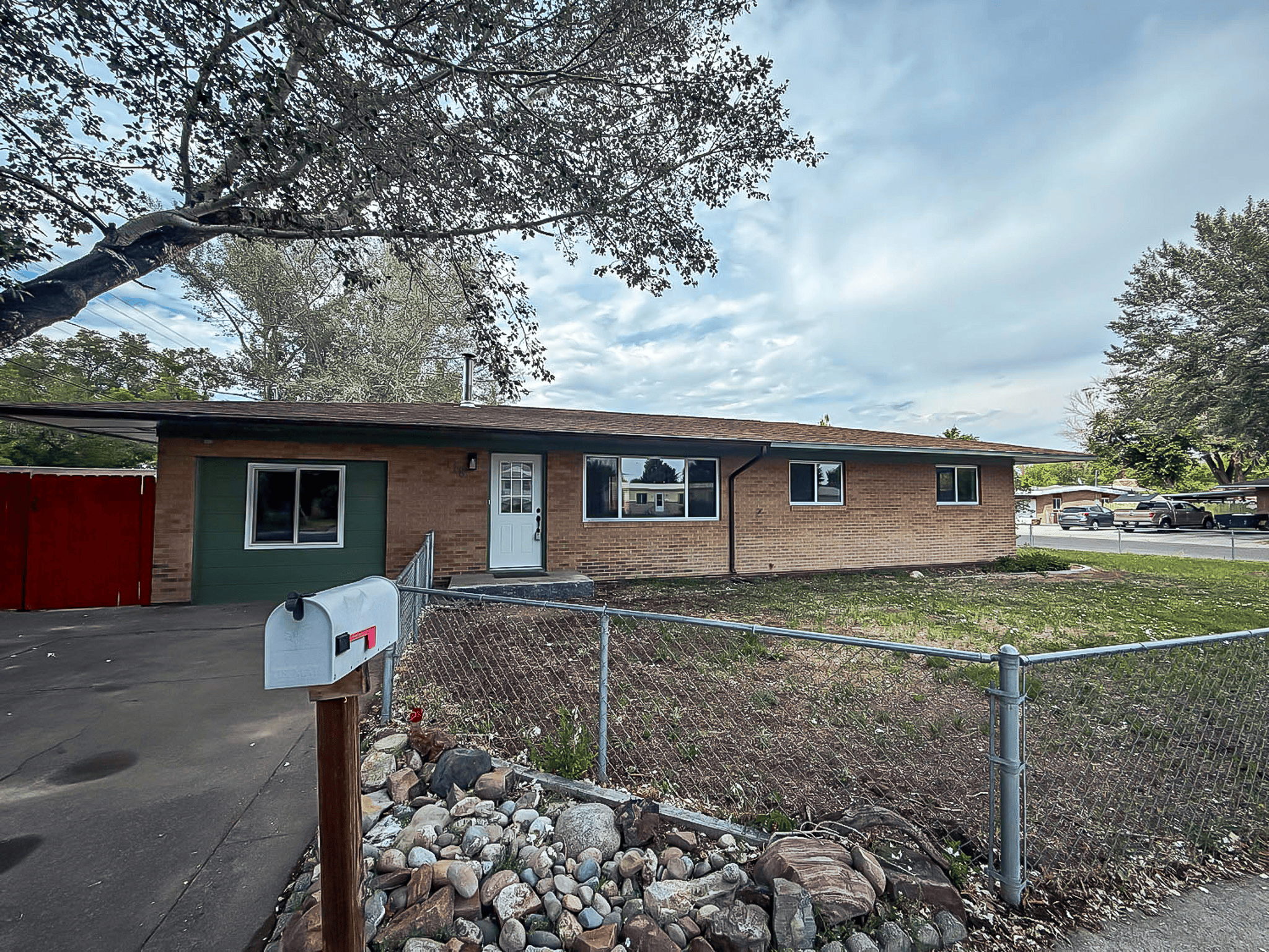 118 E Sunset Drive