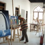 Hannelores Bilder entstehen seit sie in Doha lebt in helleren Farben. Hannelores Bilder entstehen seit sie in Doha lebt in helleren Farben.