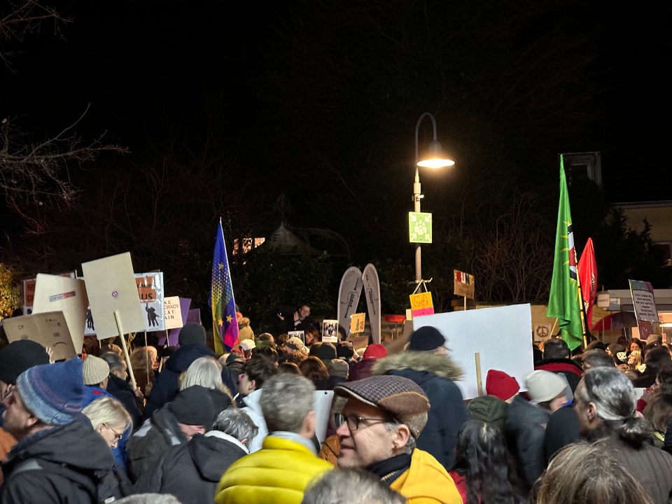 Demonstration gegen Rechtsextremusmus in Nierstein am Freitag 2. Februar 2024. (Foto: Andreas Lerg)