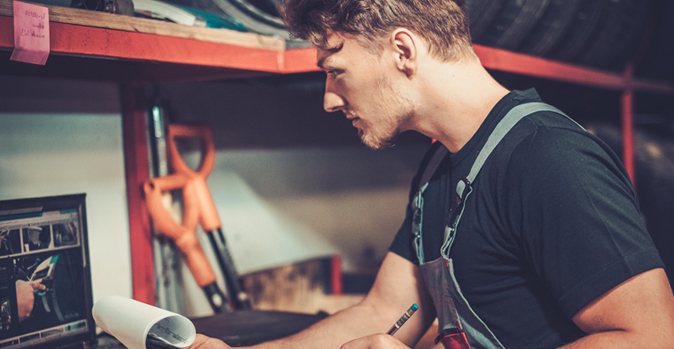 Introduction To Workshop Management Software Workshop Mate - Amazing Dark Background - Desktop