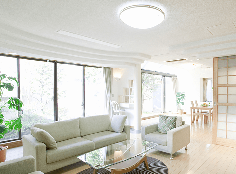 Lightly mist the area to prevent additional water damage. The Ultimate Guide To Popcorn Ceilings Removal Painting Cleaning Wow 1 Day Painting
