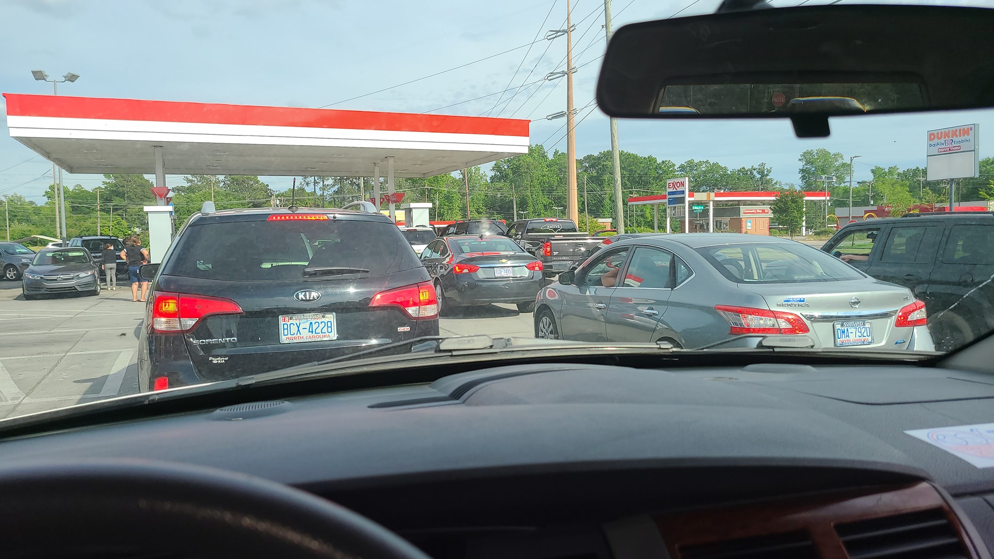 Program ini dapat diikuti melalui laman www.rctiplus.com dan aplikasi rcti+, unduh segera di google play store dan apple app store. Long Lines Form At Gas Pumps Prices Rise After Cyberattack Hits Pipeline Wreg Com