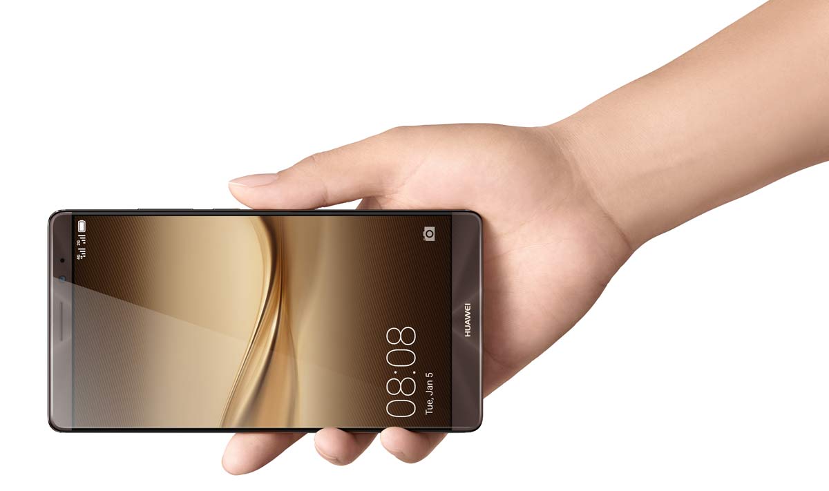 Lire la suite à propos de l’article Test du Mate 8: Huawei signe presque un sans faute