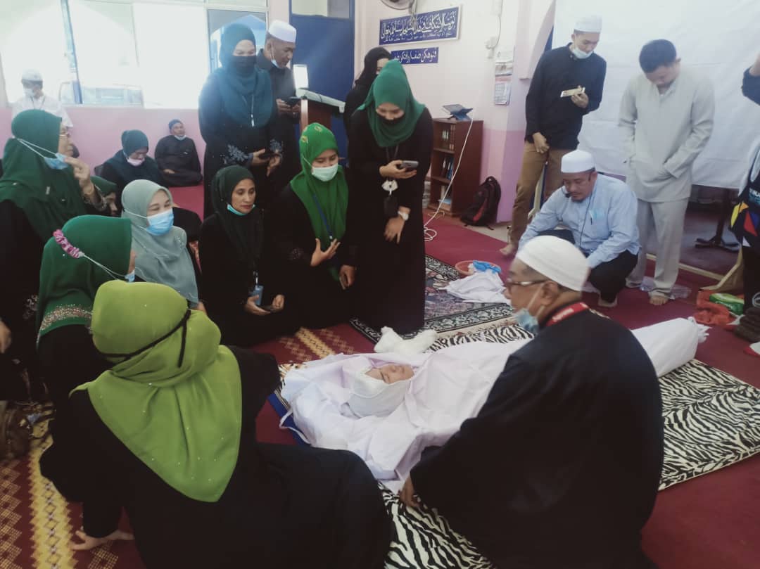 17) penyelaras latihan industri institut penyelidikan bioteknologi universiti malaysia sabah beg berkunci 2073 88999 kota kinabalu, sabah (u.p: Kursus Jenazah untuk Fit Malaysia Kota Bharu - Yayasan ...