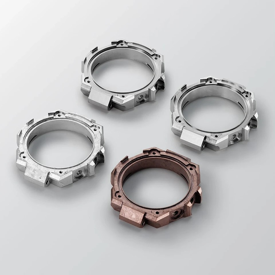 MRG-B2000KTの9時側側面に配置された2025 LIMITEDのメタルプレート