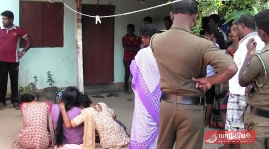 யாழில் பல்கலைக்கழக மாணவி தூக்கில் தொங்கிய நிலையில்