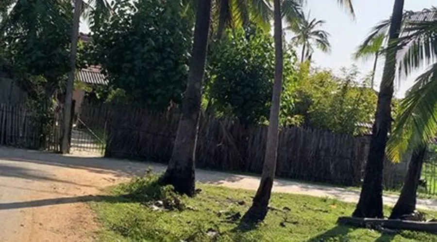 விடுதலைப்புலிகளின் தலைவர் மனைவியின் வீட்டிற்கு முன்னால் ஈ.பி.டி.பி கும்பல் அட்டகாசம்