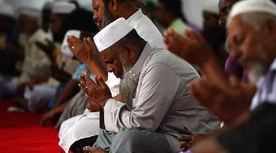 பலாங்கொடை பள்ளிவாசலுக்கு பூட்டு