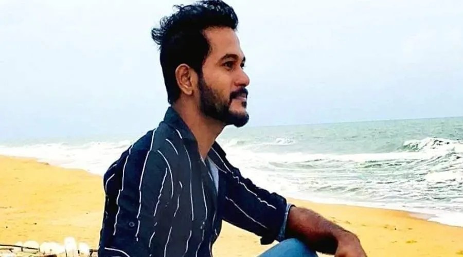 யாழில் நடு வீதியில் பட்டதாரி இளைஞனின் விபரீத முடிவு! பெரும் சோகத்தில் குடும்பம்