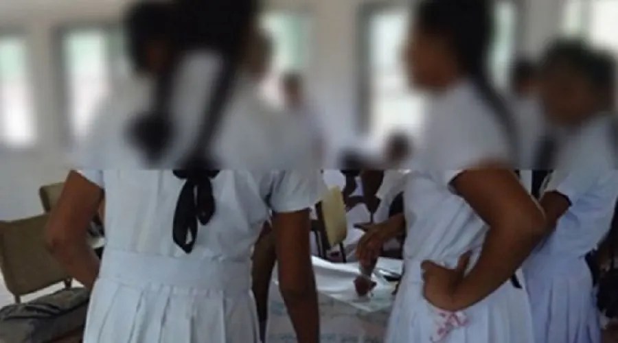 யாழில் பாடசாலை மாணவிக்கு கொரோனா