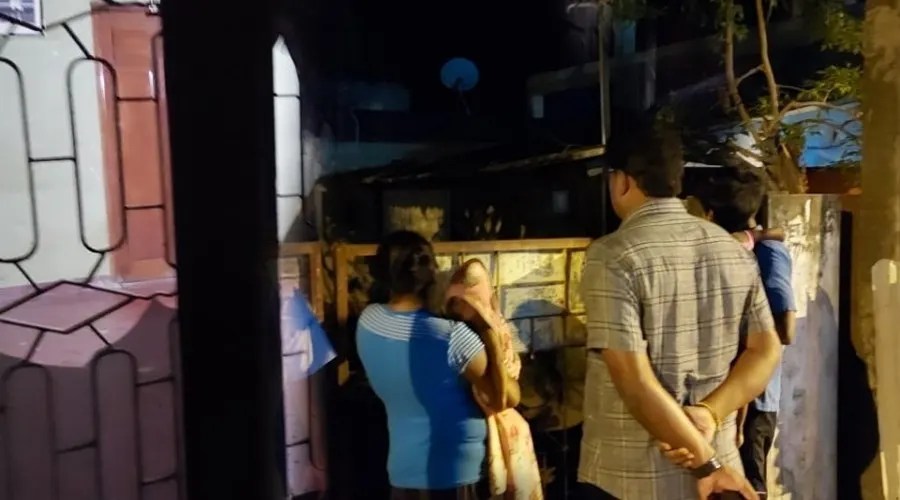 யாழ்.நகரில் உள்ள வீடொன்றின் மீது இனந்தெரியா நபர்கள் தாக்குதல்