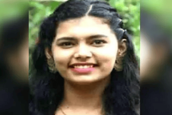 தூக்க கலக்கத்தில் இளம்பெண் செய்த செயல் – கடைசியில் பறிபோன உயிர்