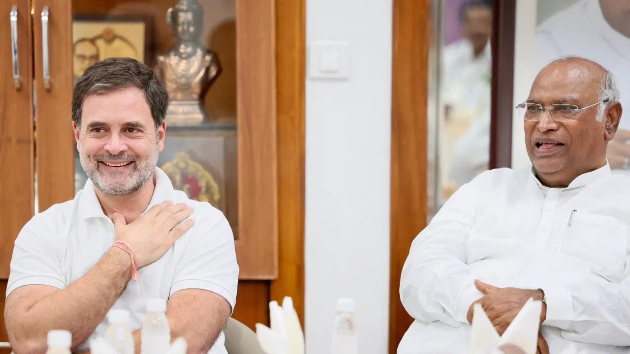 Court: कांग्रेस नेता राहुल गांधी को 10 साल पुराने मामले में बॉम्बे हाईकोर्ट से राहत 1 rahul gandhi