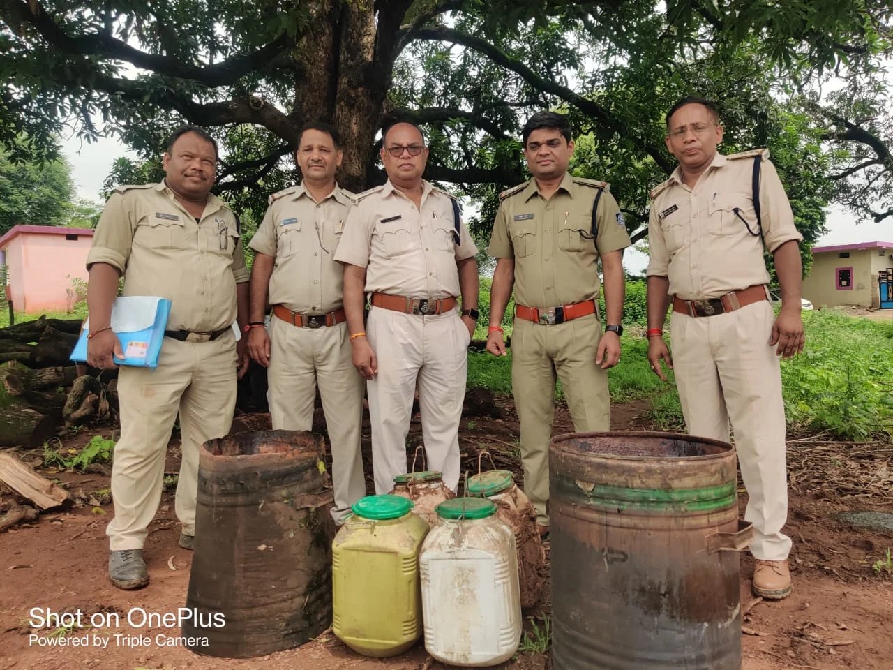 Katni Aabkari: मदिरा का अवैध संग्रहण, विक्रय एवं निर्माण करने पर आबकारी विभाग ने की कार्यवाही, 5 न्यायालयीन प्रकरण पंजीबद्ध 1 12 2