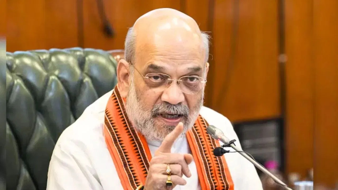 अमित शाह ने जारी किया ऐसा आदेश, हर छिपे पाकिस्तानी को आना पड़ेगा बाहर