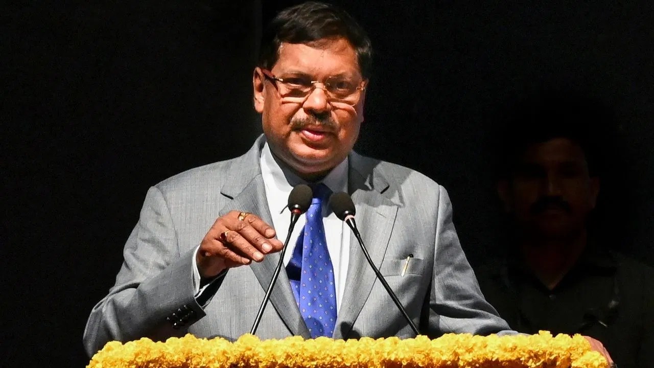 भगवान से मदद बयान पर CJI का नया बयान- किसी को ठेस पहुंचाना मेरा इरादा नहीं था 1 भगवान से मदद बयान पर CJI का नया बयान- किसी को ठेस पहुंचाना मेरा इरादा नहीं था