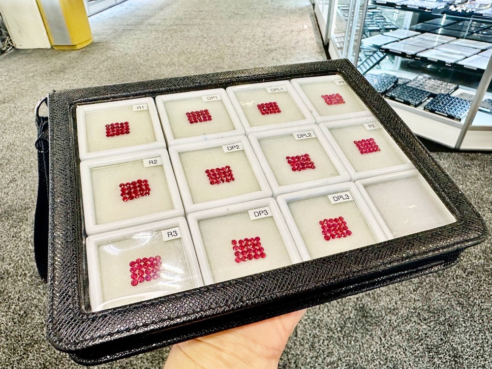 Better Than Expected: AGTA Dealers in Las Vegas