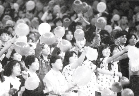 Off Course Book会員 性別 年齢別構成について検証する 小田和正さん追っかけヨメの付き人のたわ言