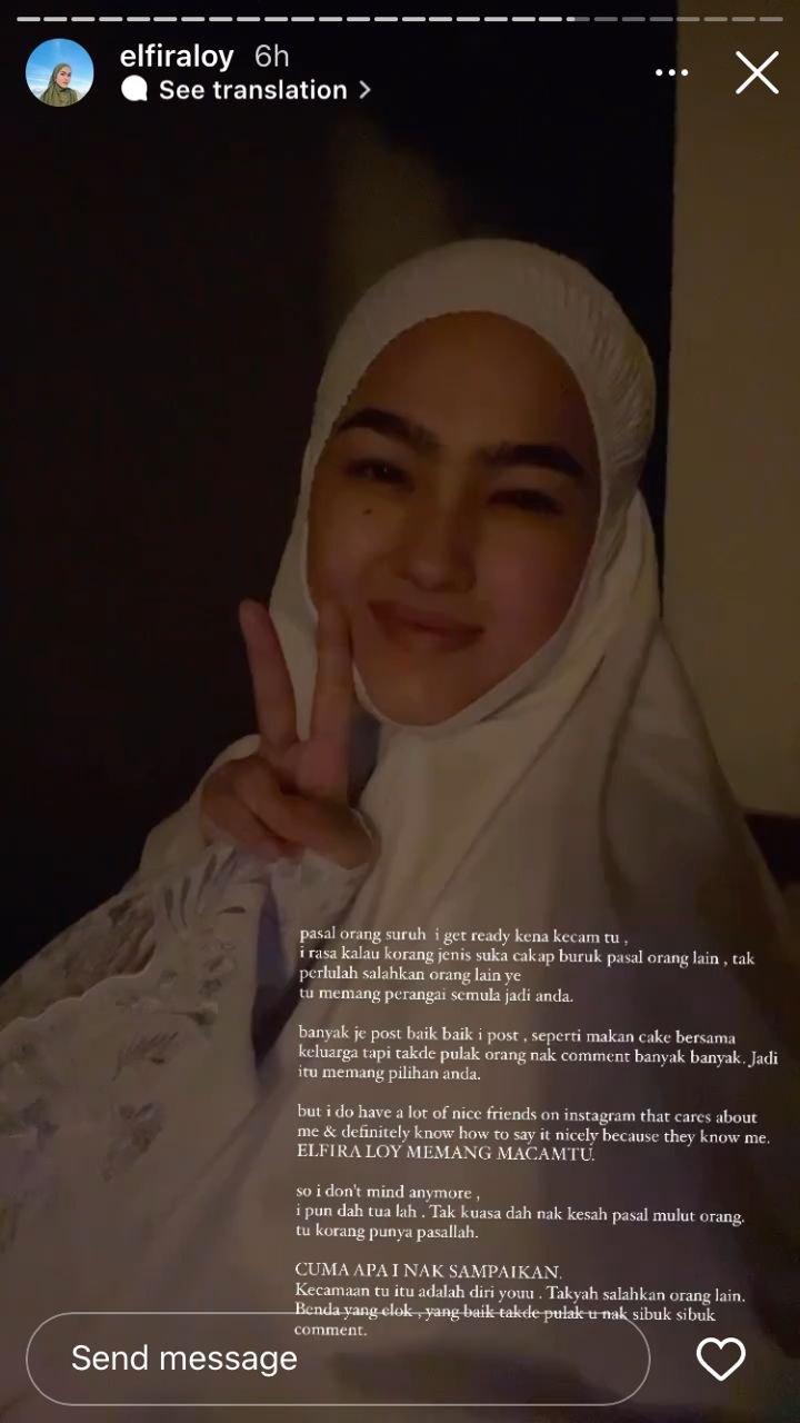 Jom kita lihat adik beradik selebriti popular tanah air kita. Sarat Hamil Lompat Swimming Pool Siap Pakai Heels Elfira Loy Buat Netizen Seriau