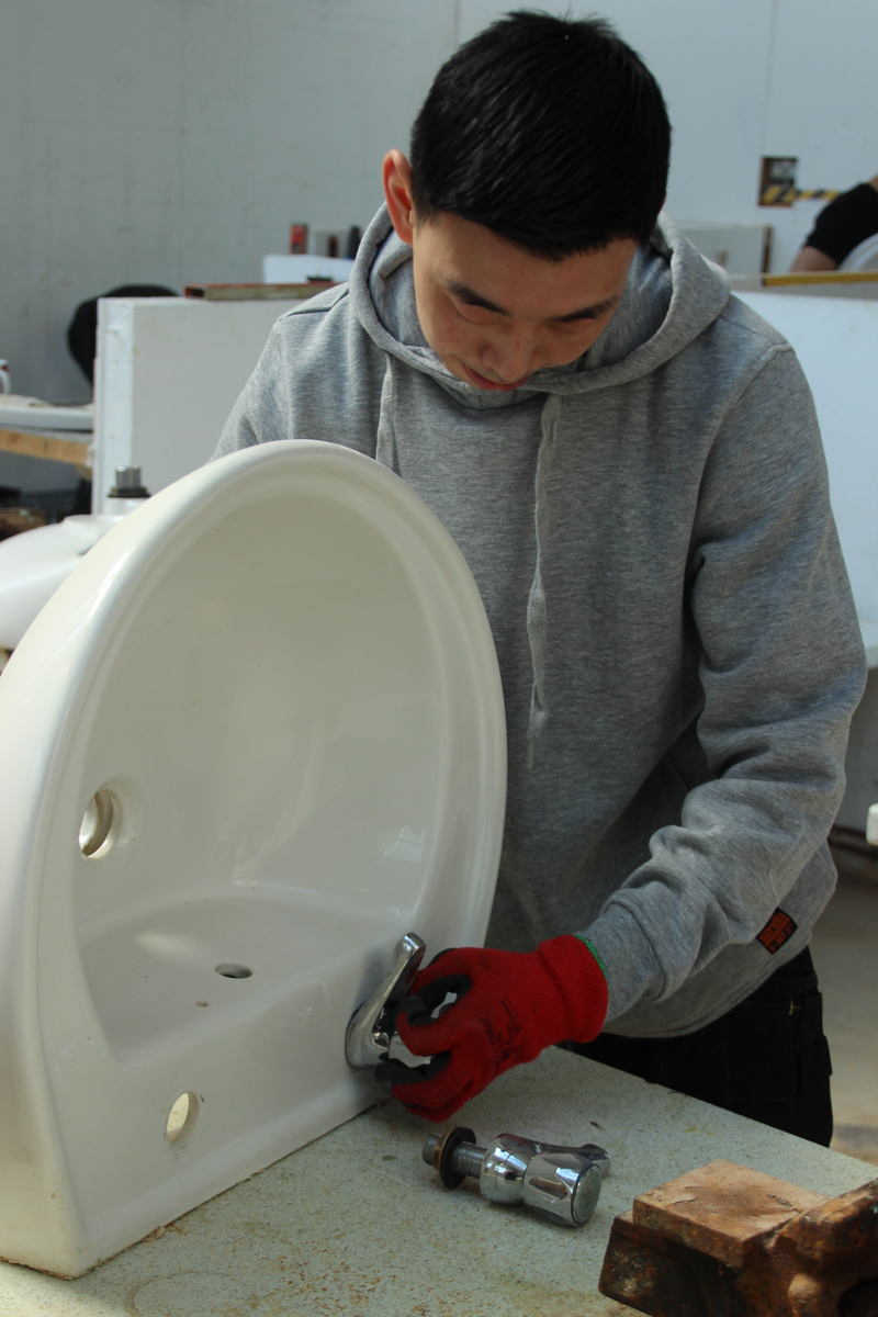 Plumbing course in action