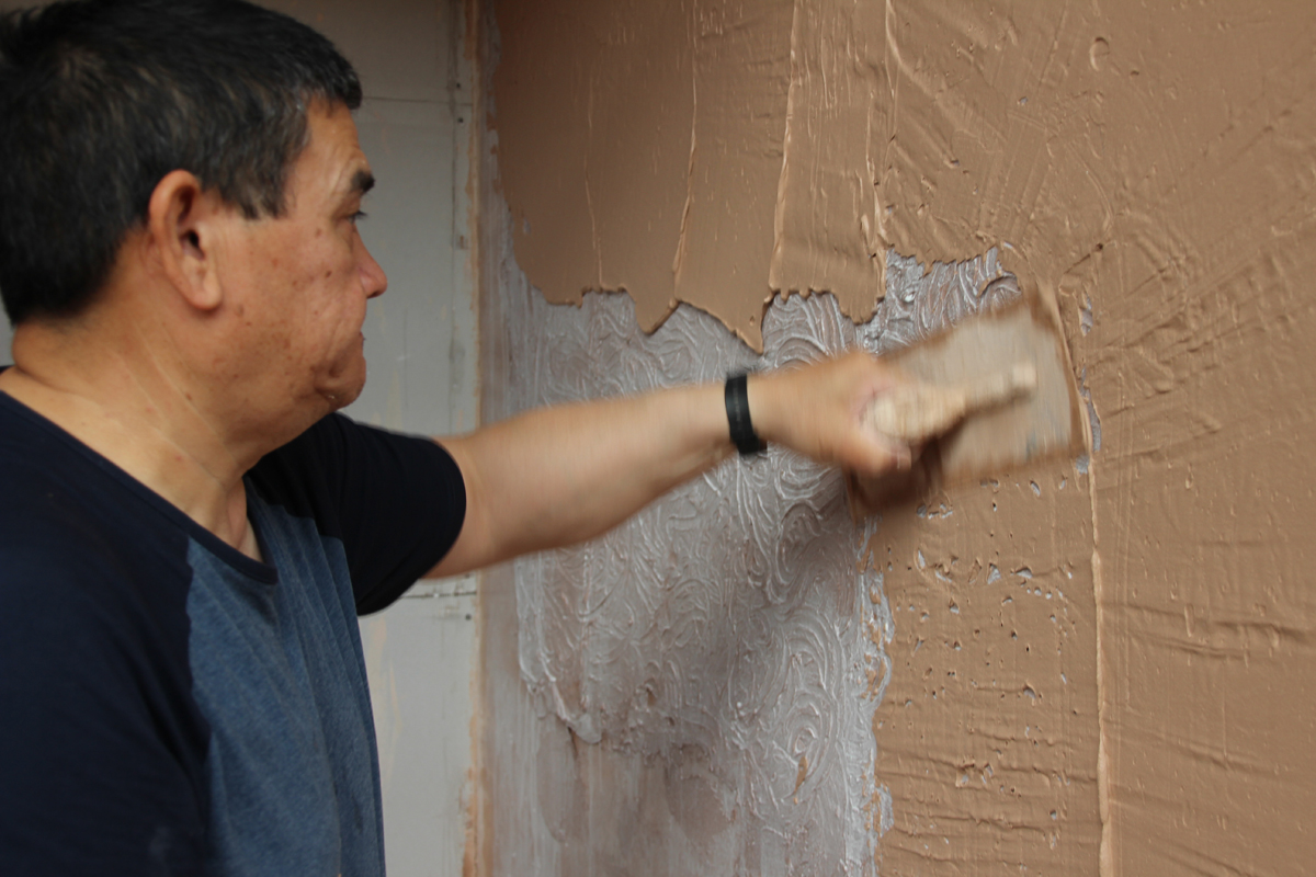 Plastering a wall