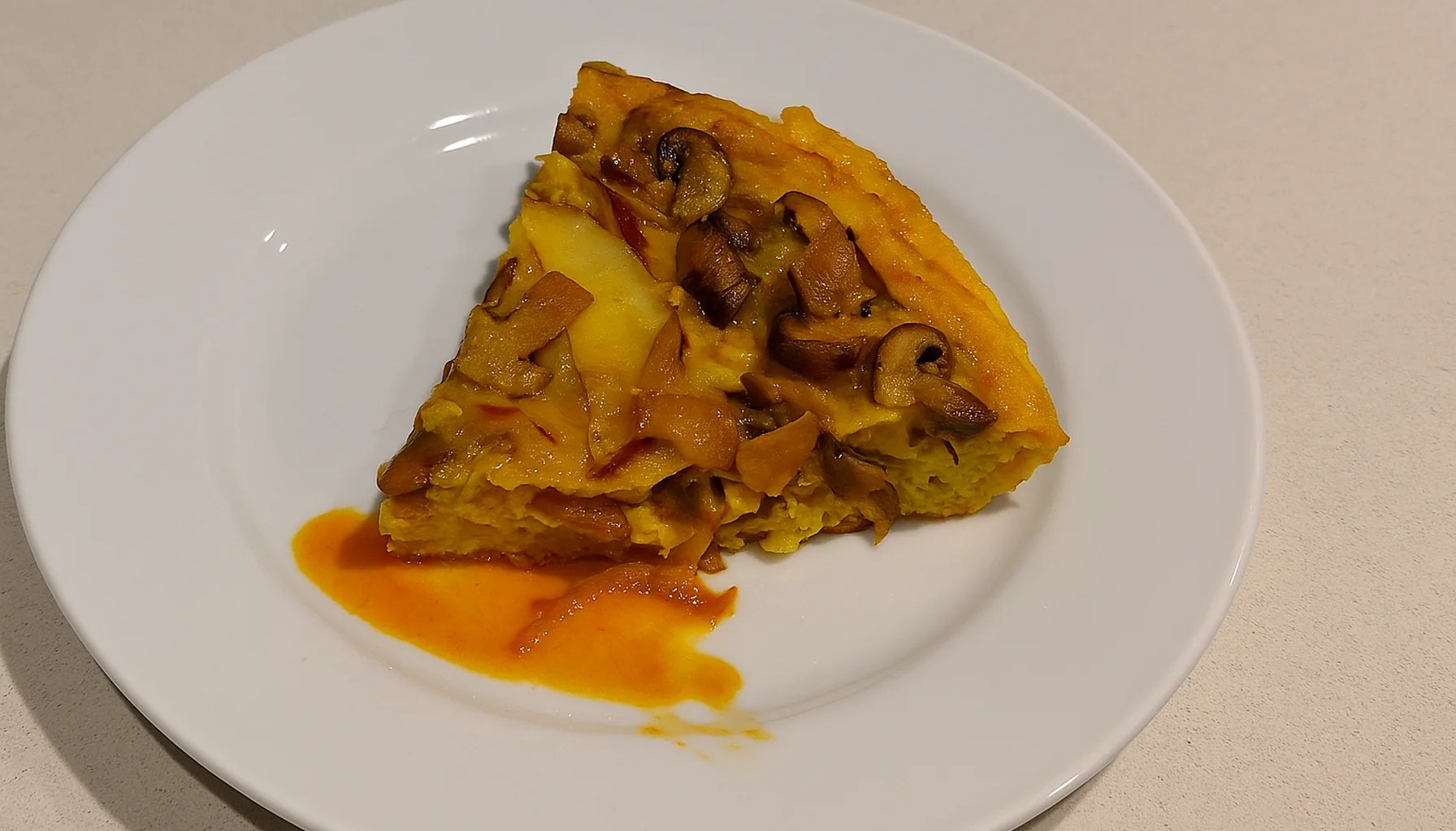 Scopri di più sull'articolo Frittata di Funghi allo Zafferano