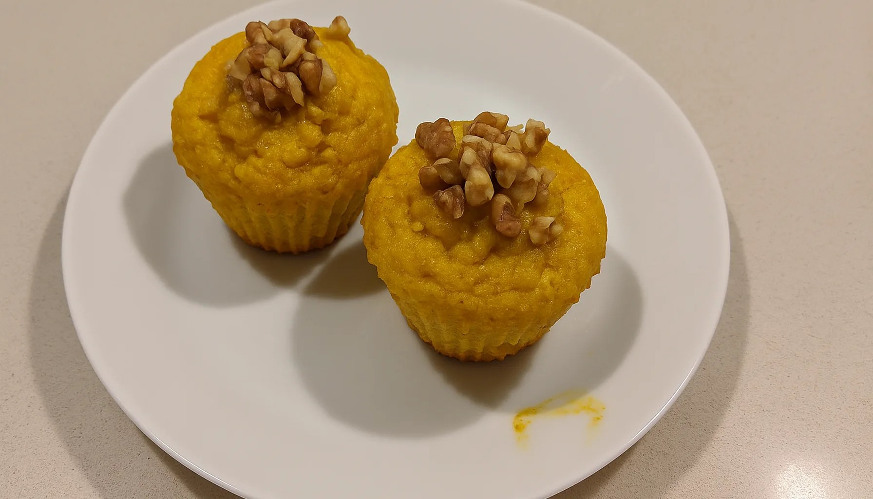 Scopri di più sull'articolo Muffin allo Zafferano e Noci