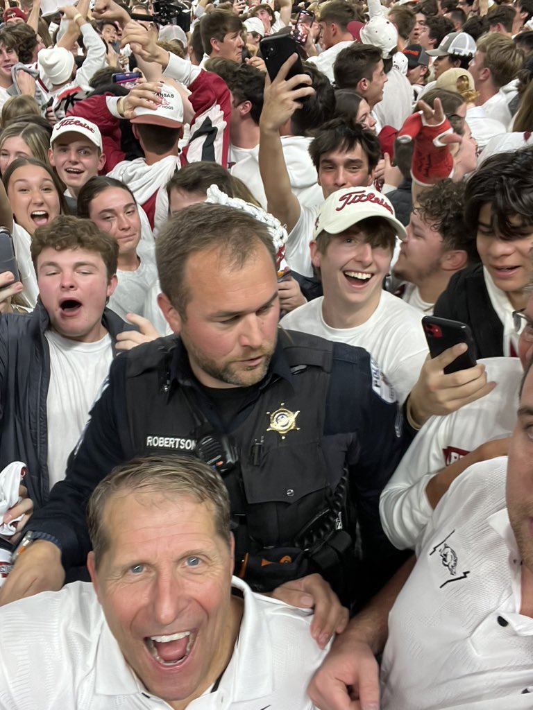 Arkansas tops no. 7 duke, eric musselman secures 100th win as razorbacks head coach