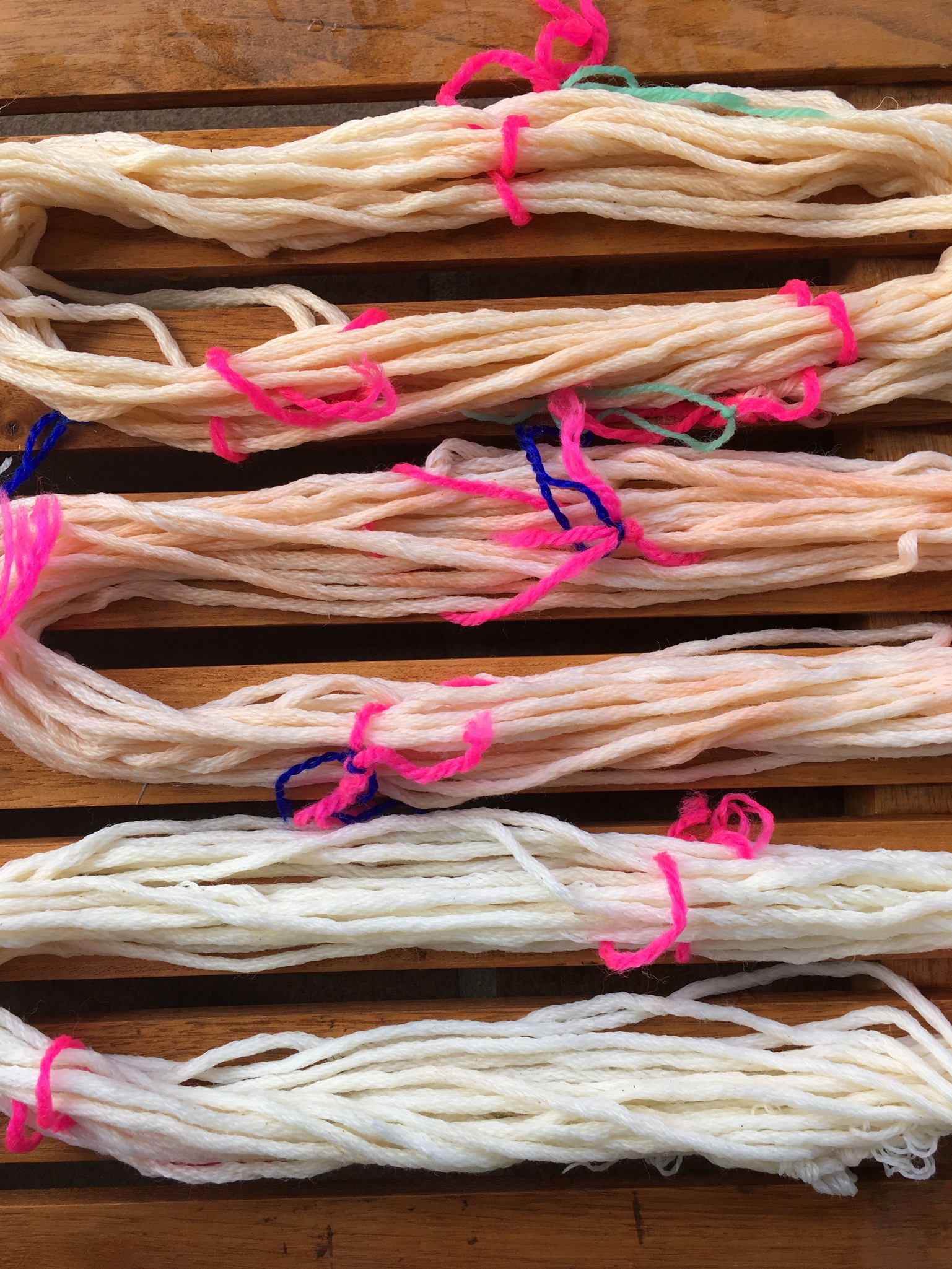 Hot Pepper: Yarn close up