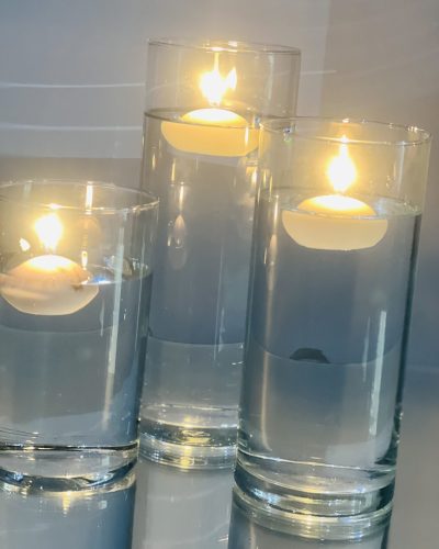 Dekoglas mit Wasserkerzen H407