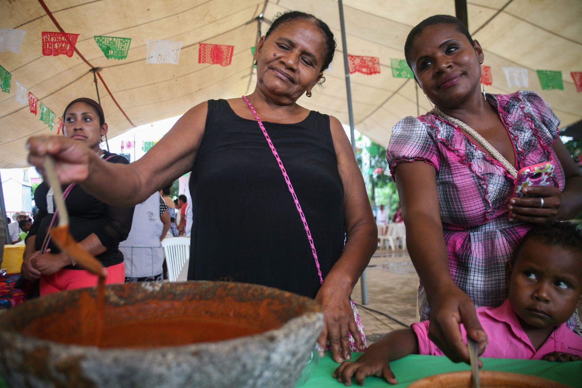 Presupuesto a favor de indígenas y afromexicanas no debe recortarse: CNDH