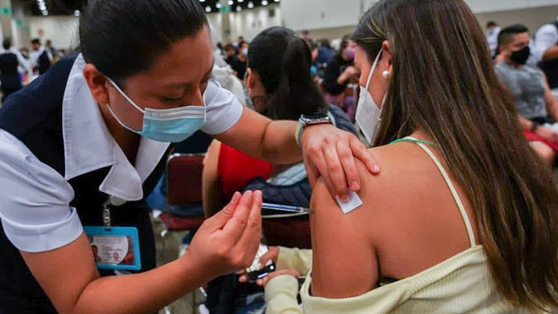 México sigue recomendaciones de vacunación de la OMS: AMLO
