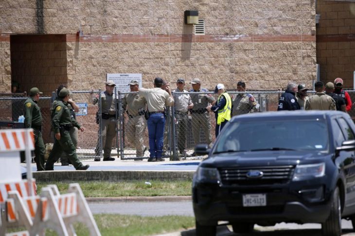 tiroteo registrado en la escuela primaria Robb, ubicada en Uvalde, Texas.