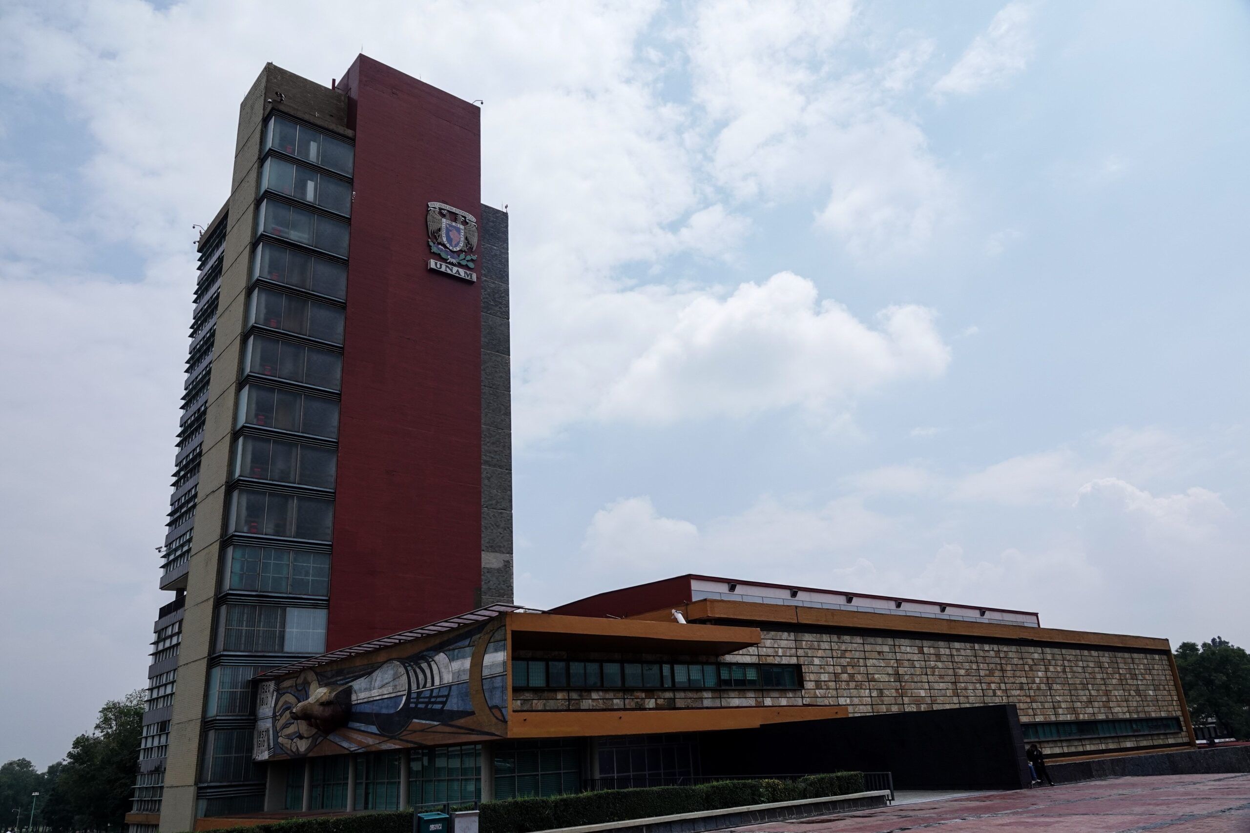 Luego de dos mesas de diálogo, estudiantes de ingeniería de la UNAM lograron compromisos positivos con el director y consejeros estudiantiles