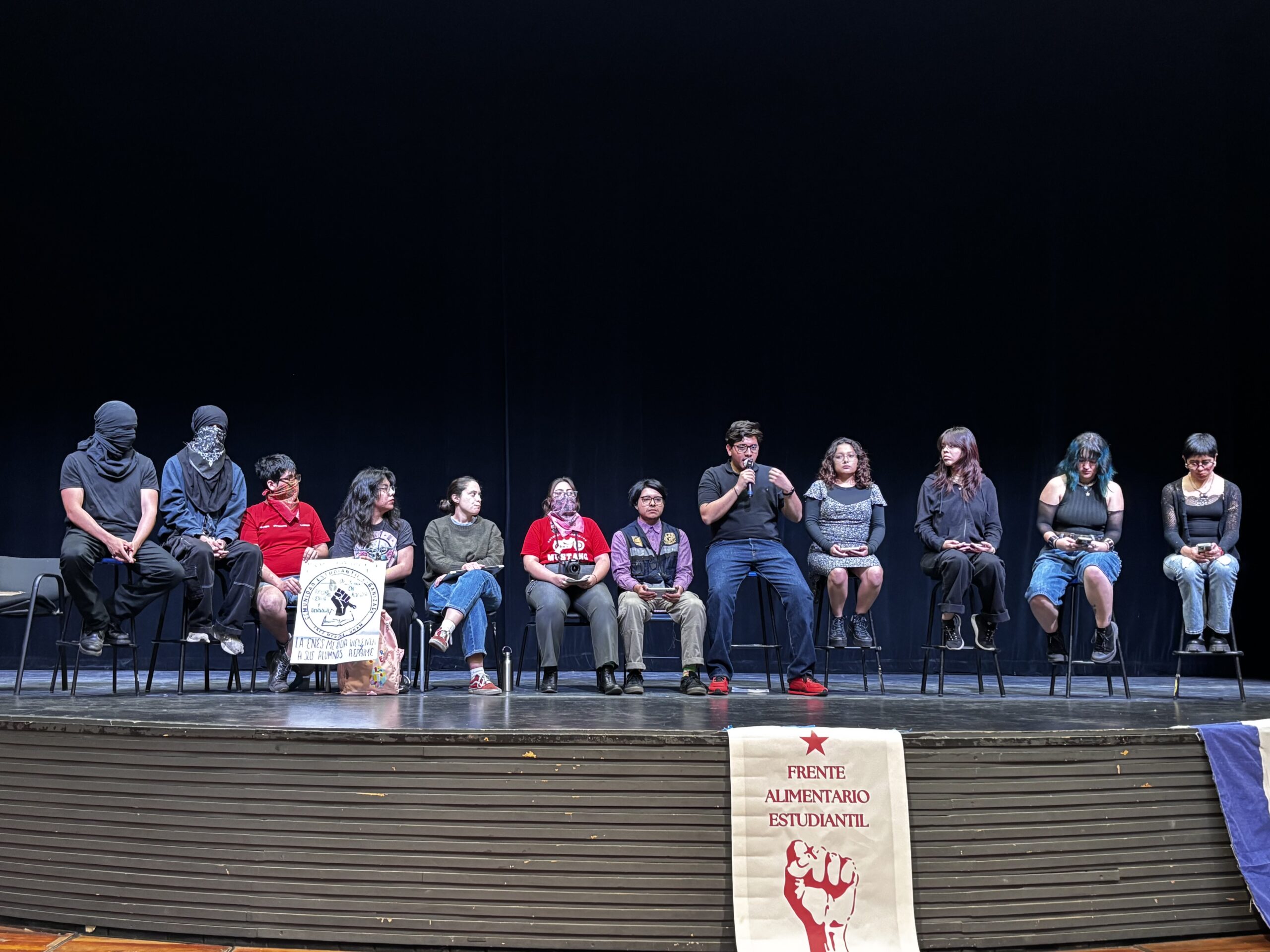 Estudiantes de la UNAM exigen comedores subsidiados y denuncian altos costos y privatización en cafeterías escolares