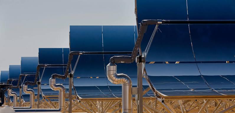 Se construirán dos centrales termosolares en Baja California Sur para reforzar la transición energética, anunció la secretaria de Energía
