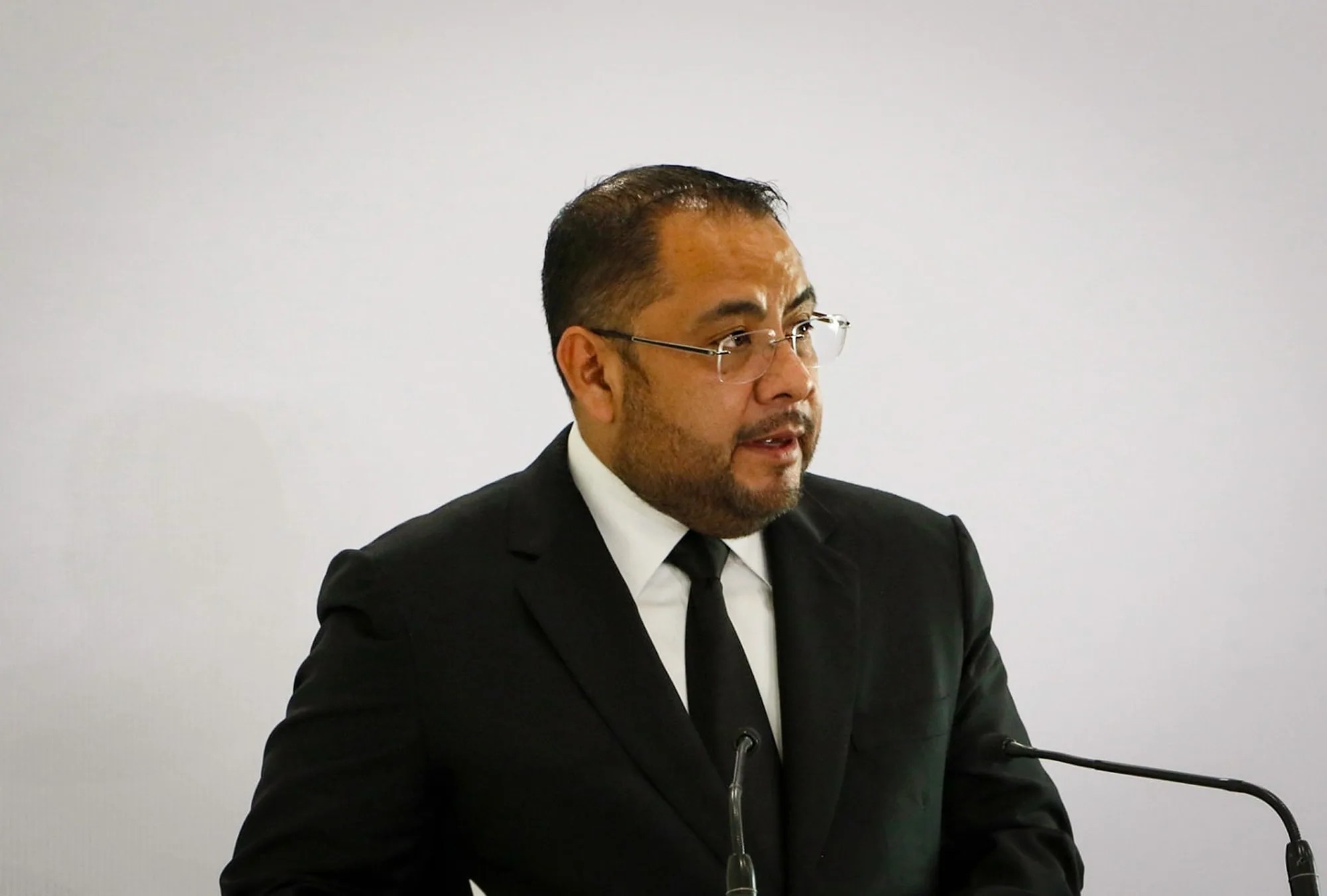 Tras la salida de Pablo Gómez de la UIF, la presidenta Claudia Sheinbaum Pardo confirmó que Omar Reyes Colmenares tomará su lugar.